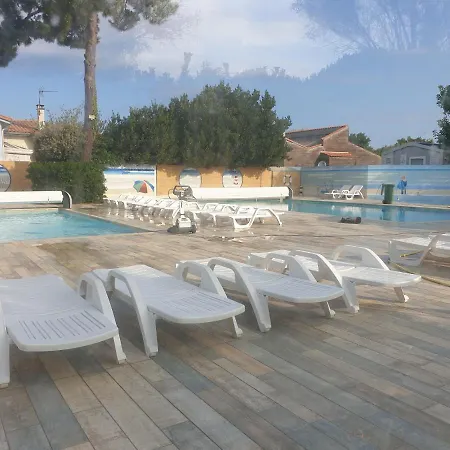 Mobilhome Ile D'oleron 3 Etoiles Pret De 3 Velos Inclus Piscine Et A 200m Campingplads La Cotinière